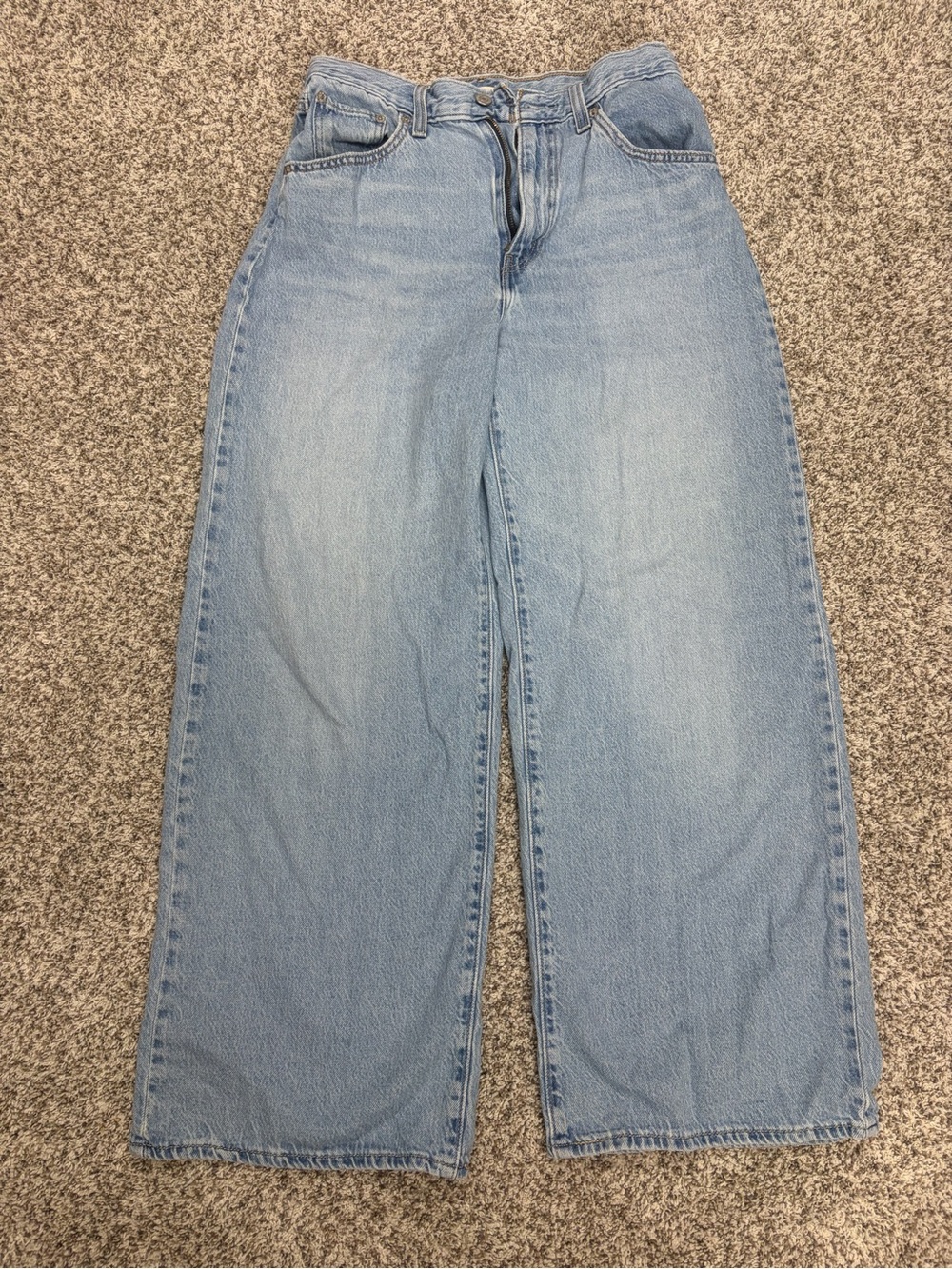 Levi’s Wide-Leg Women’s Jeans